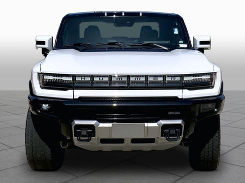 Certified 2025 GMC Hummer EV 3X w/ LPO, Dark Essentials Package AWD/4WD image 3