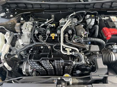 Used 2024 Nissan Altima 2.5 SV image 29