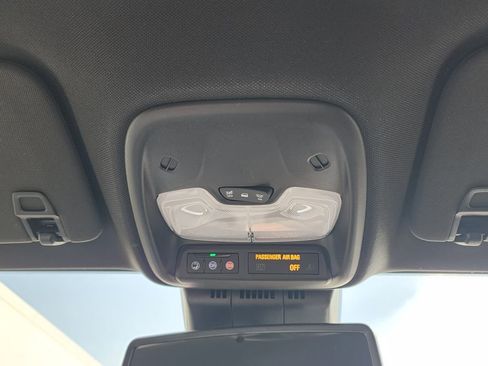 New 2026 GMC Canyon Elevation w/ Convenience Package image 36