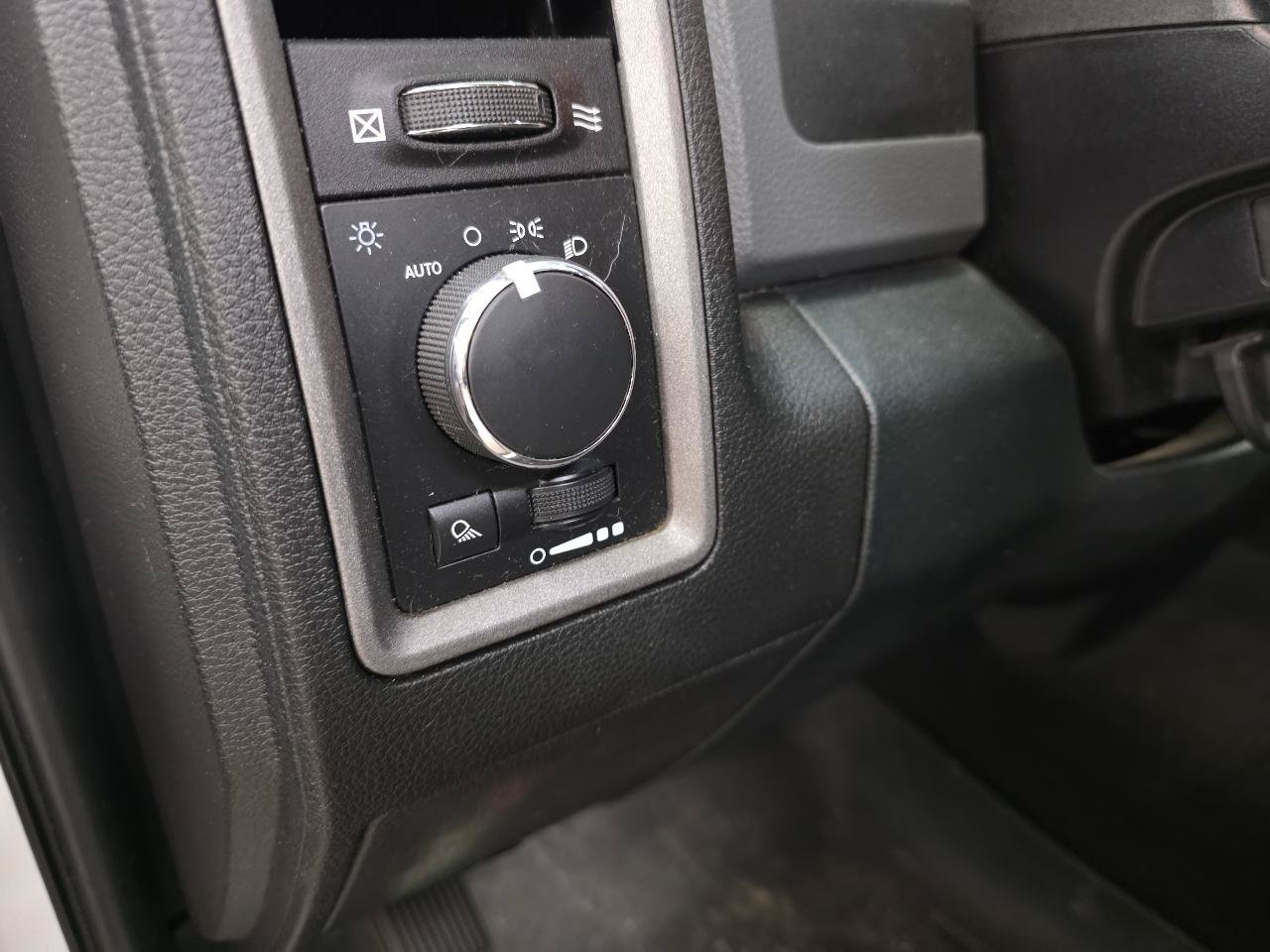 Used 2016 RAM 1500 Tradesman w/ Popular Equipment Group RWD image 26