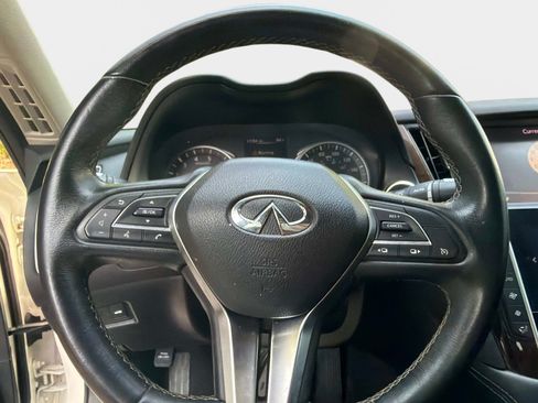 Used 2018 INFINITI Q50 Luxe w/ Cargo Package (L95) RWD image 27