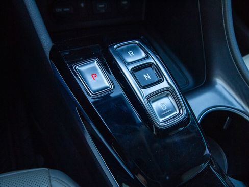 Used 2022 Hyundai Sonata Limited FWD image 19