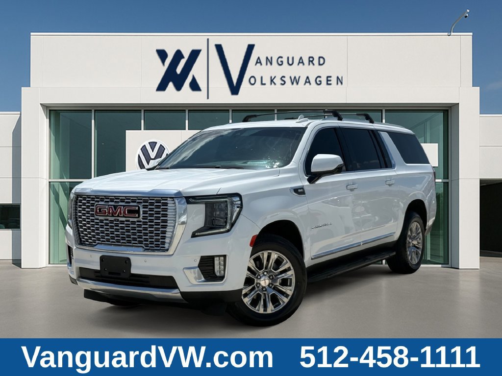 Used 2022 GMC Yukon XL Denali AWD/4WD image 1