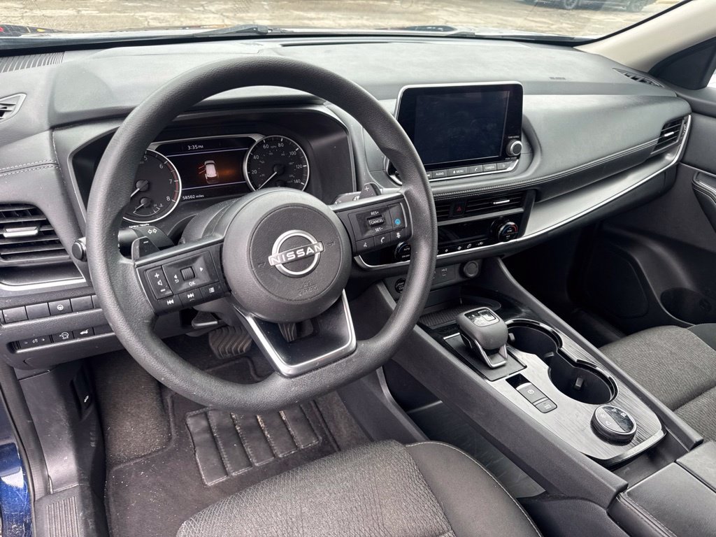 Used 2024 Nissan Rogue SV AWD/4WD image 13