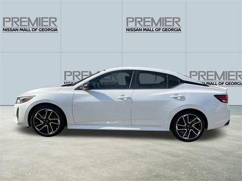 New 2025 Nissan Sentra SR w/ SR Premium Package image 8