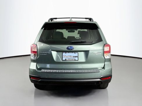 Used 2017 Subaru Forester 2.5i Premium AWD/4WD image 6
