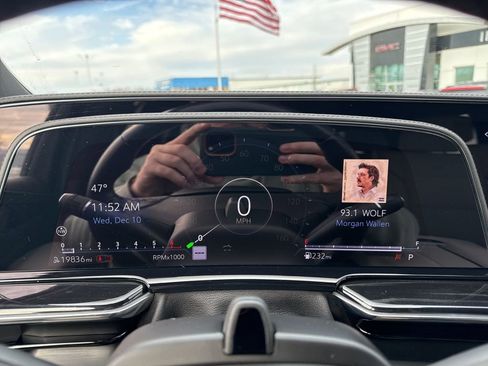 Used 2023 Cadillac Escalade Sport image 27