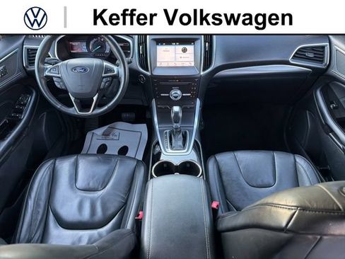 Used 2018 Ford Edge Titanium AWD/4WD image 31
