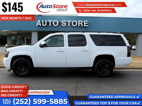 Used 2011 Chevrolet Suburban LT image 1