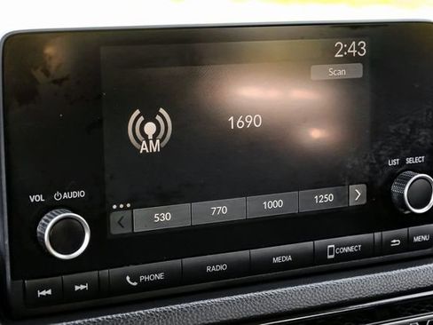 Used 2023 Honda Civic EX image 33