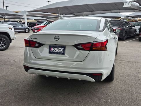 Used 2024 Nissan Altima 2.5 S image 6