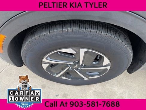 Certified 2025 Kia Sportage LX image 5