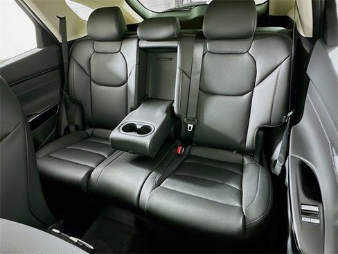 Used 2025 Genesis GV70 2.5T image 11