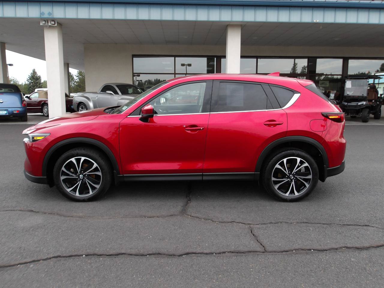 Used 2023 MAZDA CX-5 AWD 2.5 S w/ Premium Package image 2
