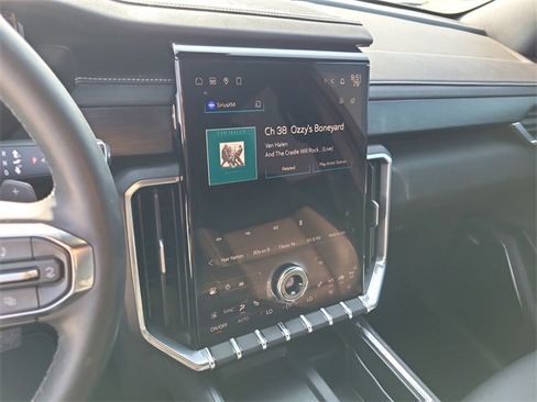 Used 2024 GMC Acadia Elevation w/ Trailering Package image 12