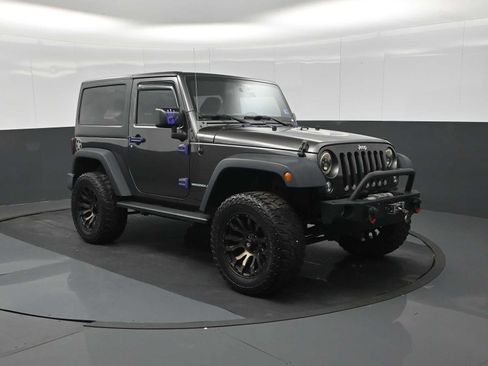 Used 2017 Jeep Wrangler Sport w/ Quick Order Package 24S AWD/4WD image 2