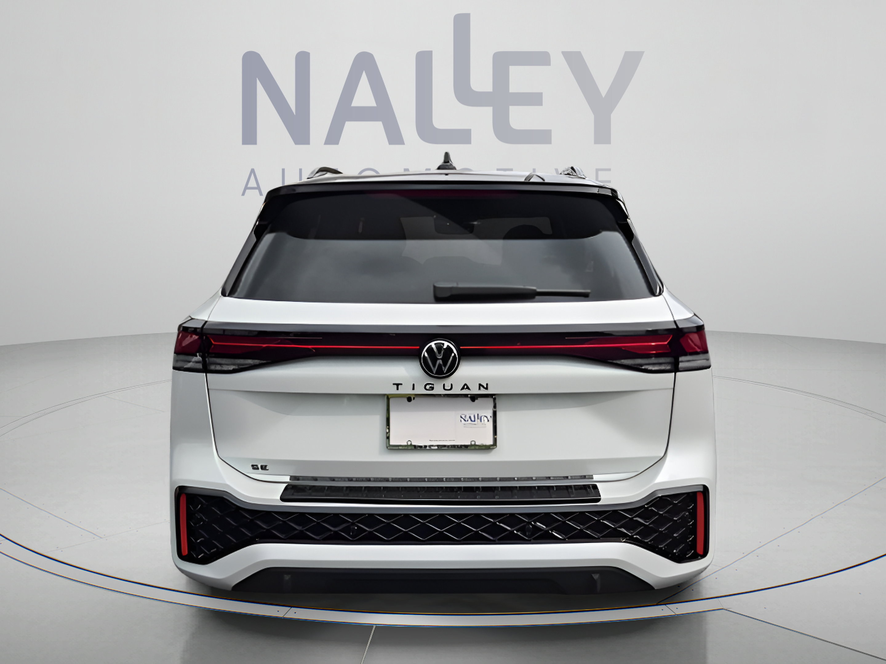 New 2026 Volkswagen Tiguan SE R-Line FWD image 4
