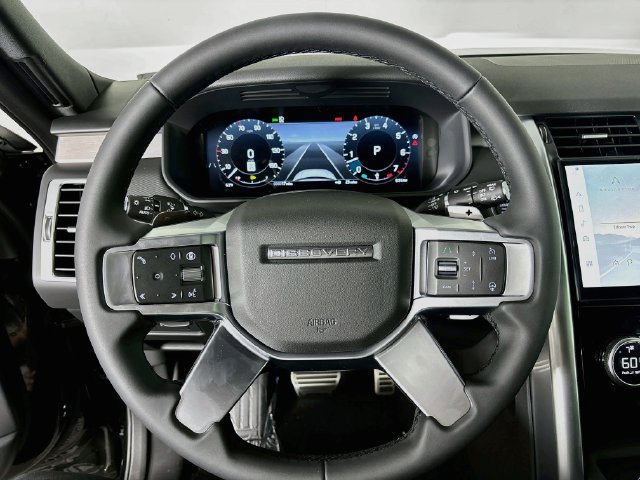 New 2026 Land Rover Discovery Limited Edition AWD/4WD image 12