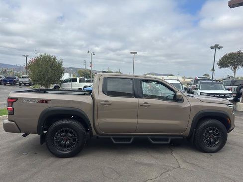 Used 2022 Nissan Frontier PRO-4X w/ Pro-4X Premium Package AWD/4WD image 5