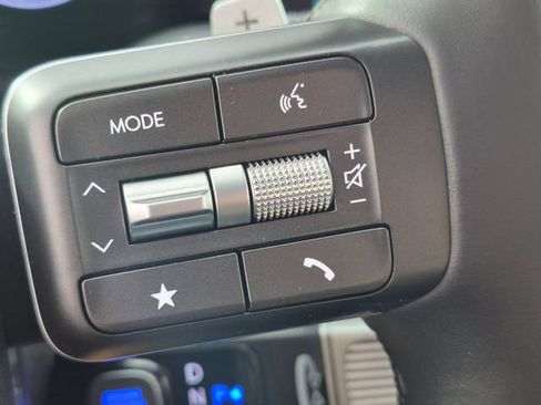 Used 2026 Hyundai Palisade SE FWD image 16