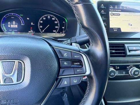 Used 2021 Honda Accord Touring image 18