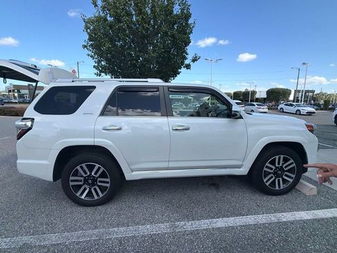 Used 2023 Toyota 4Runner Limited AWD/4WD image 3