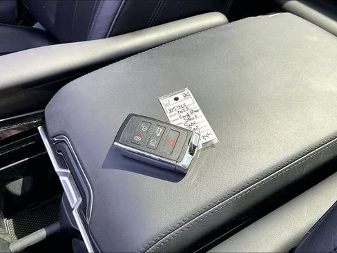 Used 2023 Land Rover Range Rover Sport SE Dynamic AWD/4WD image 10