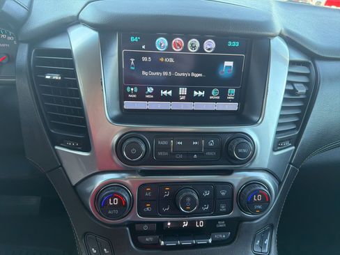 Used 2020 Chevrolet Suburban LT image 17