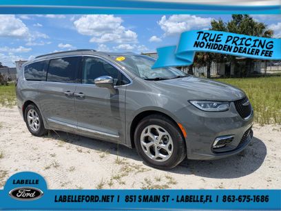 Used 2022 Chrysler Pacifica Limited