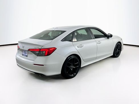 Used 2023 Honda Civic Sport image 5