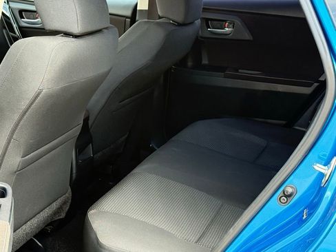 Used 2018 Toyota Corolla iM w/ Carpet Mat Package (TMS) FWD image 7