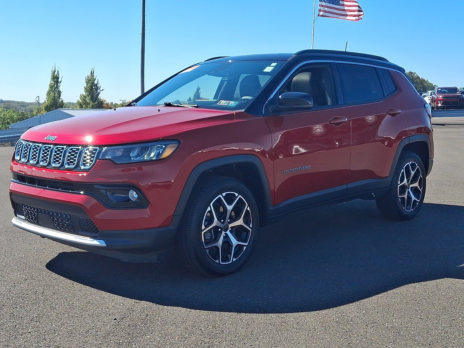 Certified 2025 Jeep Compass Limited w/ Sun & Sound Group AWD/4WD image 3