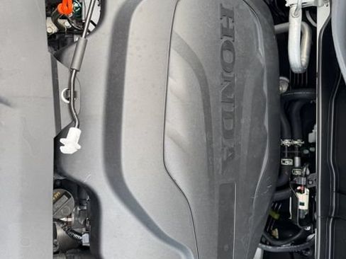 Used 2024 Honda Odyssey EX-L image 18