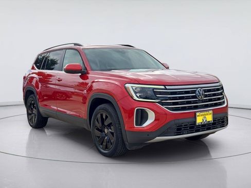 Used 2024 Volkswagen Atlas SE FWD image 7