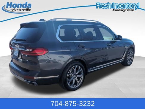 Used 2021 BMW X7 xDrive40i w/ Parking Assistance Package image 8