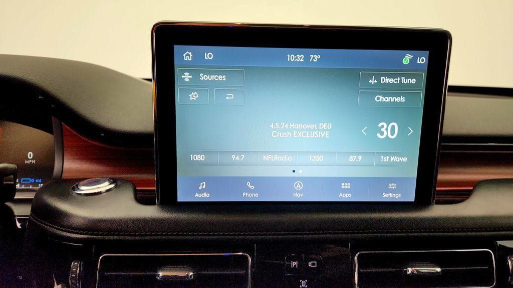 Used 2022 Lincoln Aviator Grand Touring w/ Equipment Group 301A AWD/4WD image 17