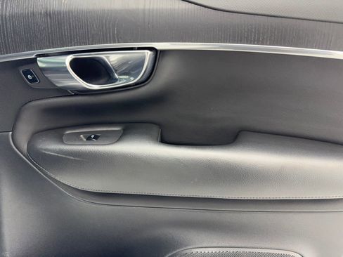 Used 2020 Volvo XC90 T5 Momentum image 44