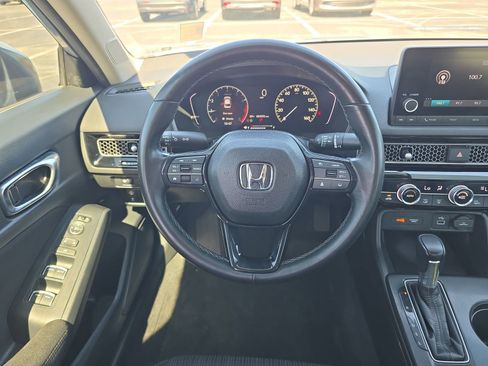 Used 2024 Honda Civic EX image 10