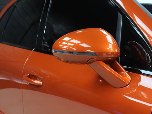 Used 2023 Porsche Macan GTS w/ Premium Package Plus image 16