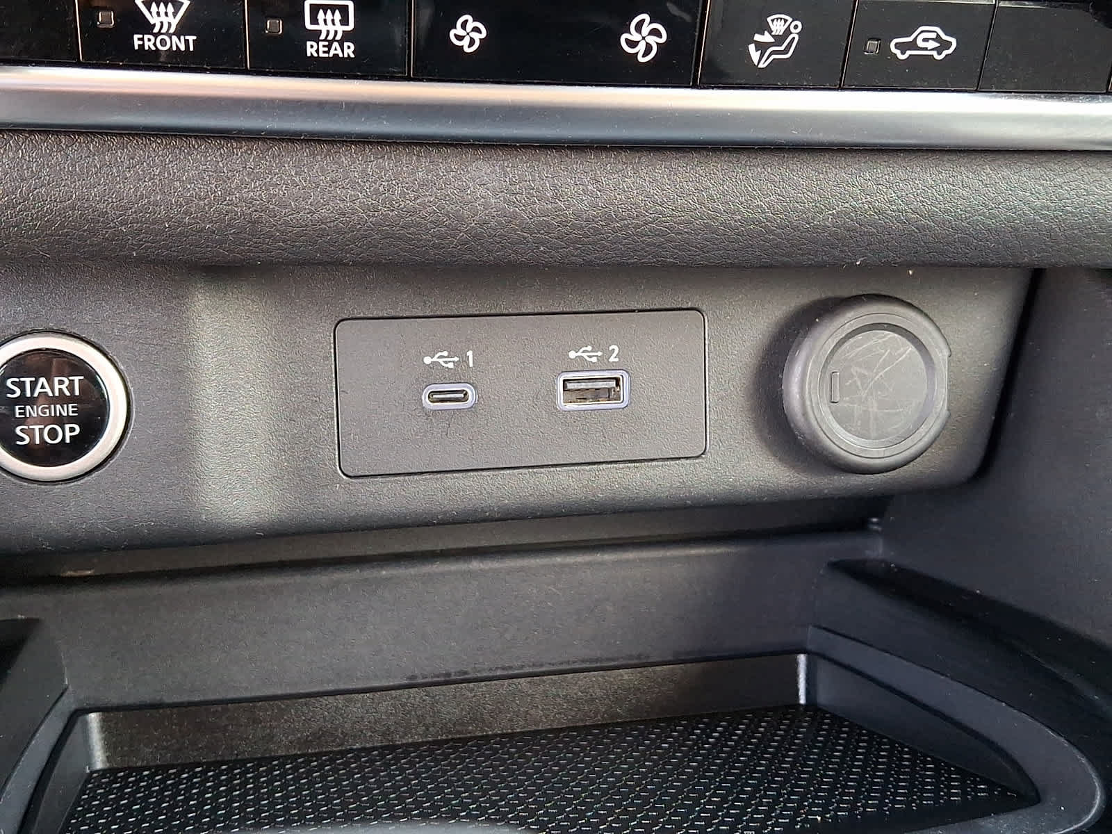 Used 2023 Nissan Rogue SV AWD/4WD image 28