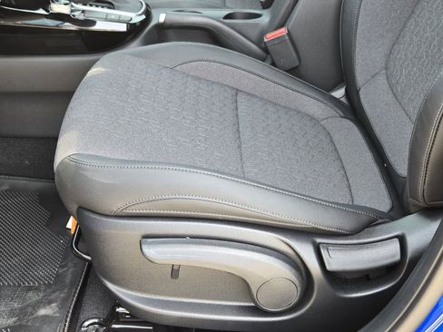 New 2026 Kia Seltos S FWD image 19