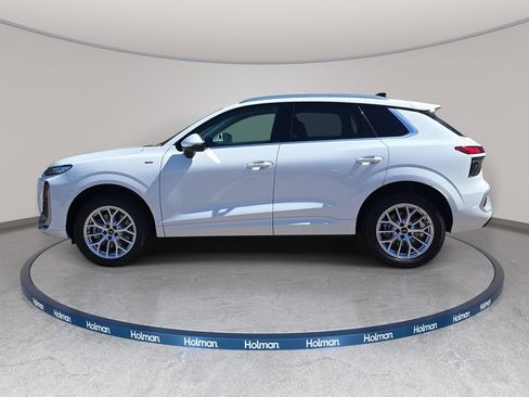 New 2026 Audi Q3 quattro 2.0T AWD/4WD image 8