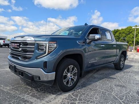 Used 2024 GMC Sierra 1500 SLT image 10