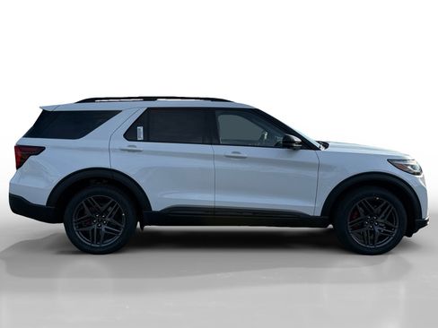 New 2026 Ford Explorer ST w/ Sun And Sound Package image 6