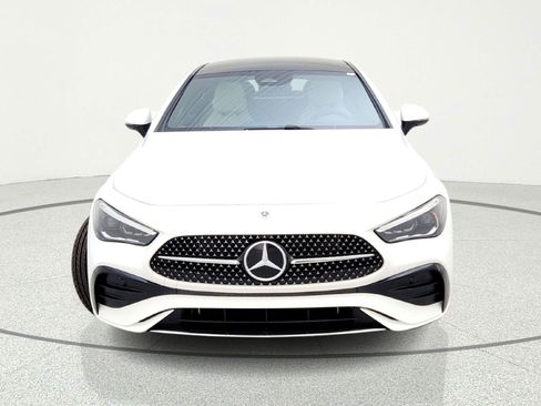 New 2026 Mercedes-Benz CLE 450 4MATIC Coupe image 3