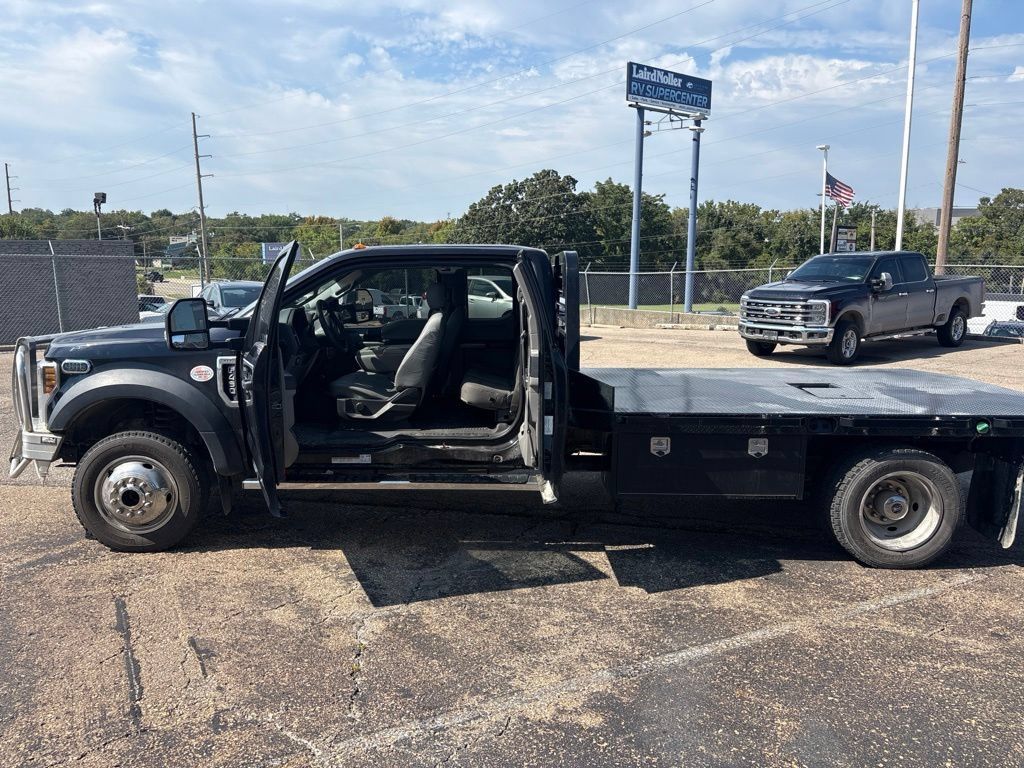 Used 2019 Ford F450 XLT AWD/4WD image 4
