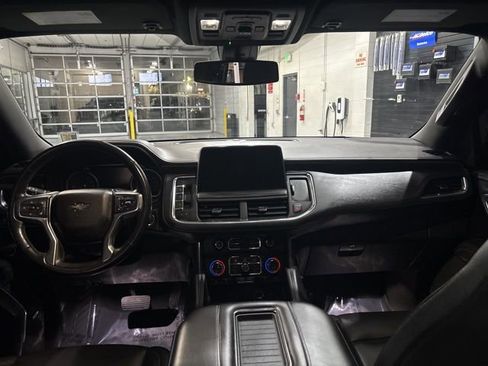 Used 2021 Chevrolet Tahoe Z71 w/ Z71 Off-Road Package image 30