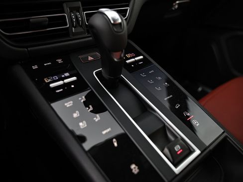 New 2026 Porsche Macan S AWD/4WD image 42