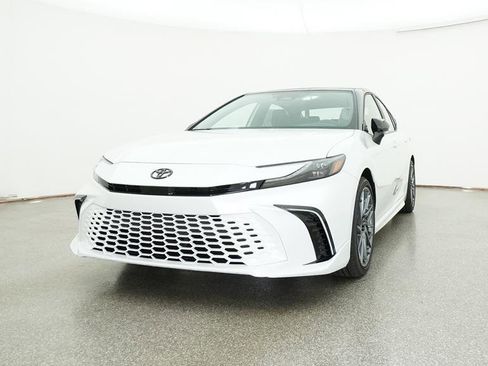 Used 2025 Toyota Camry XSE image 20