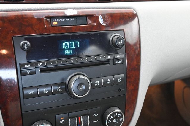Used 2008 Chevrolet Impala LT FWD image 22
